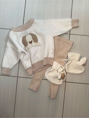 Indigo Dreams Puppy Dog Knit Set Leggings Booties 6-12M Neutral Boutique